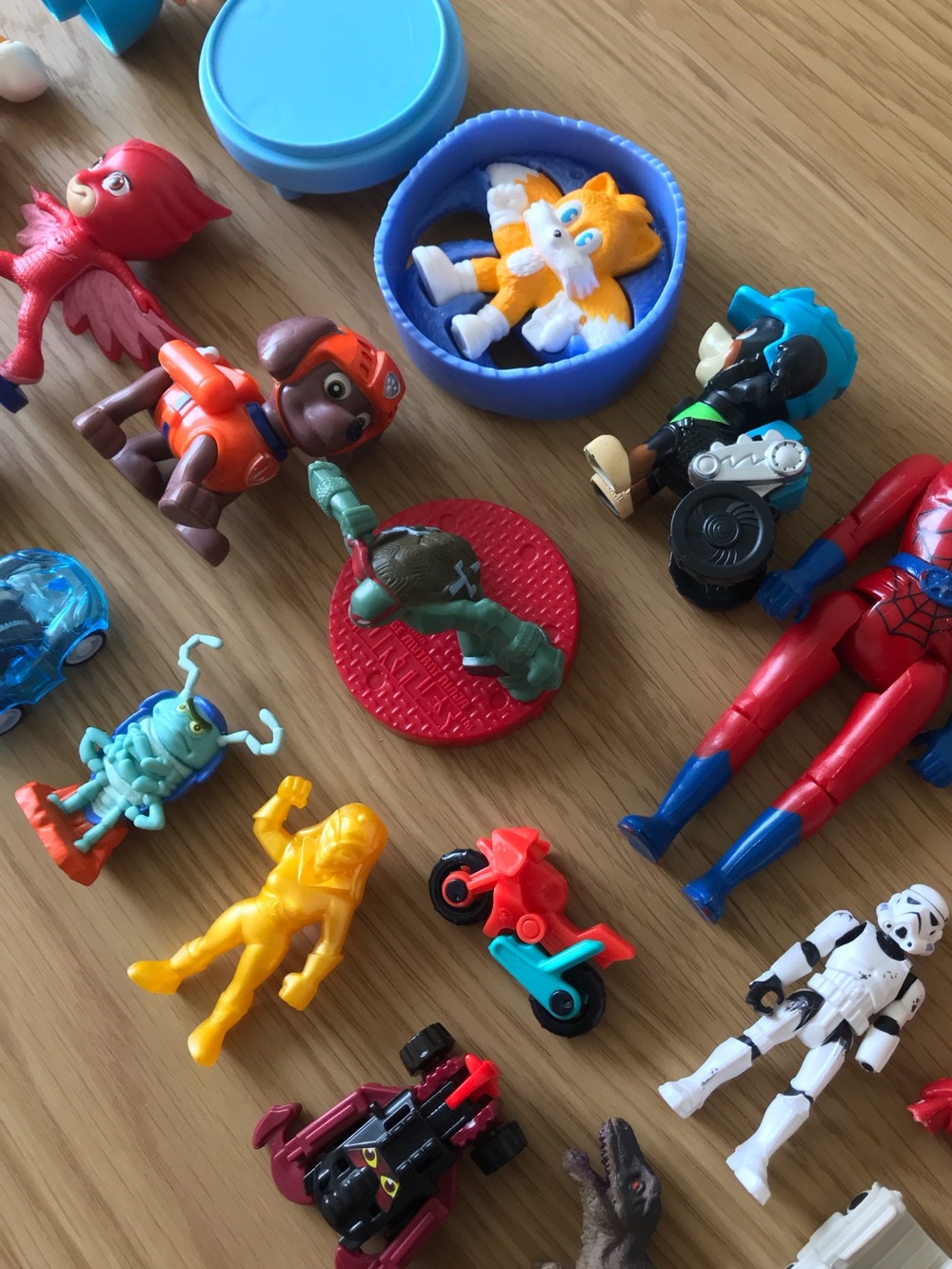 Big TOY lot! Paw Patrol Cars Sonic the Hedgehog Dinosaurs Mario Smurfs TMNT